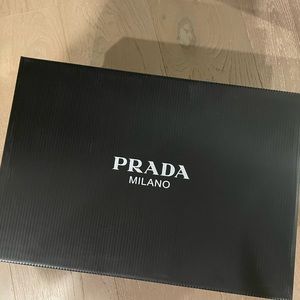 Prada Men’s sneakers brand new